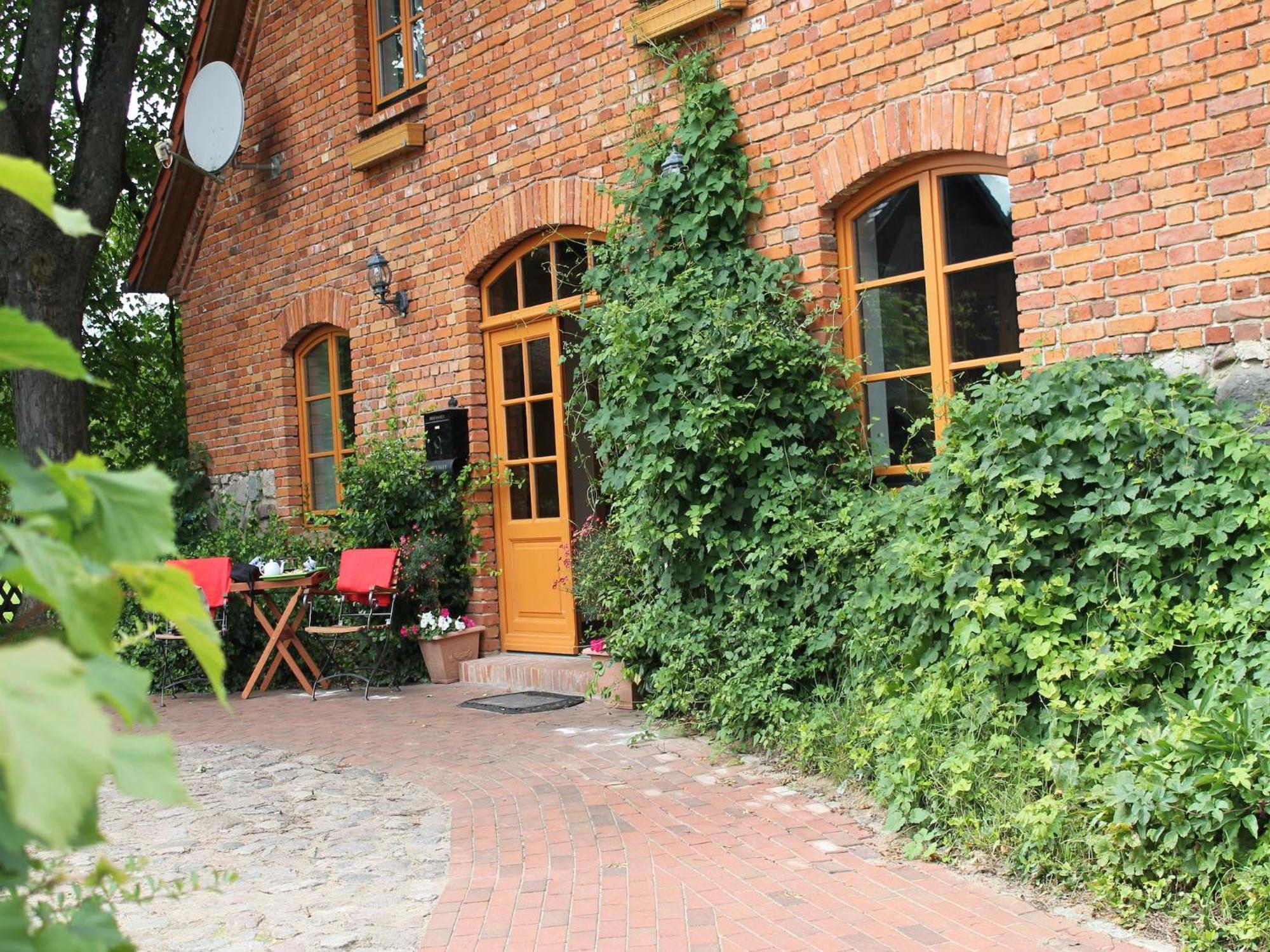 Mansion In Gressow With Terrace Garden Bbq Pond Bicycles 빌라 외부 사진